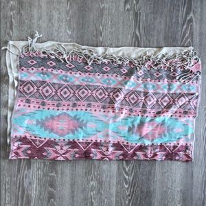 Beautiful scarf!